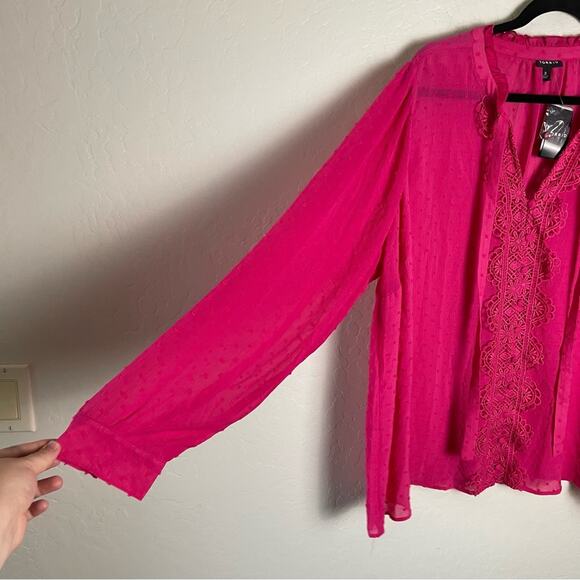 Torrid Pink Chiffon Clip Dot Ruffle Neck Tie Front Top 3X NWT 40286187 Barbie - Picture 5 of 14